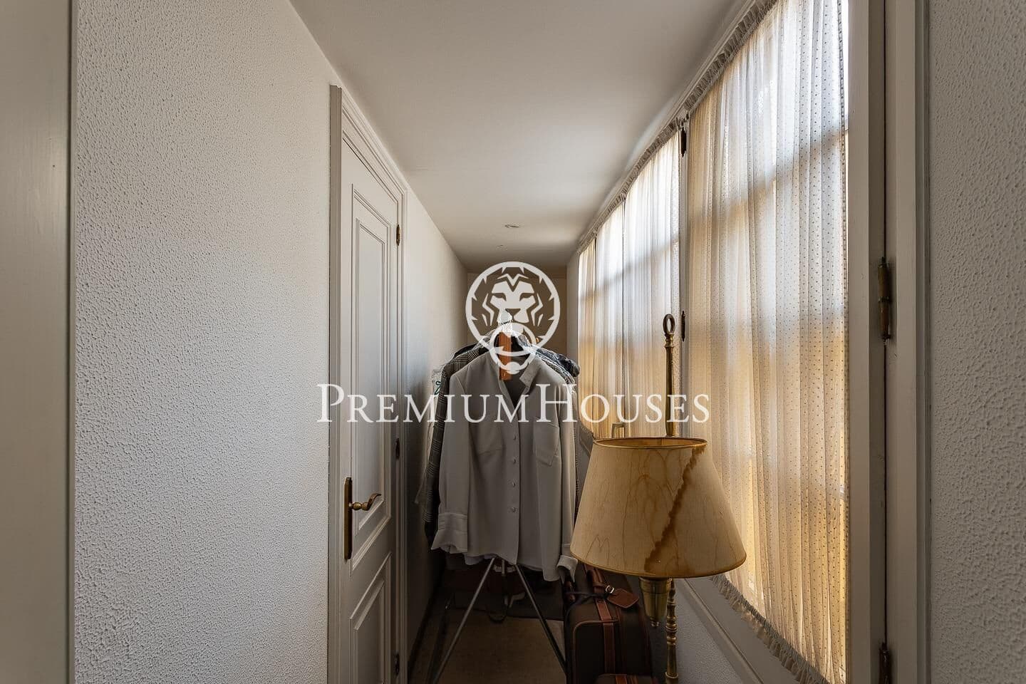 6 soverom Villa til salgs i Badalona med svømmebasseng garasje - € 1 600 000 (Ref: 9205101)