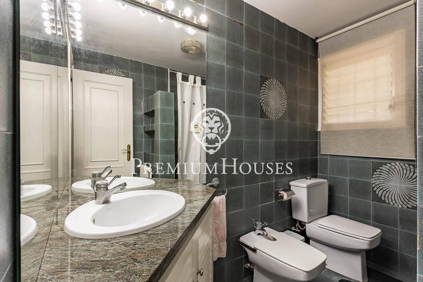 6 soverom Villa til salgs i Badalona med svømmebasseng garasje - € 1 600 000 (Ref: 9205101)