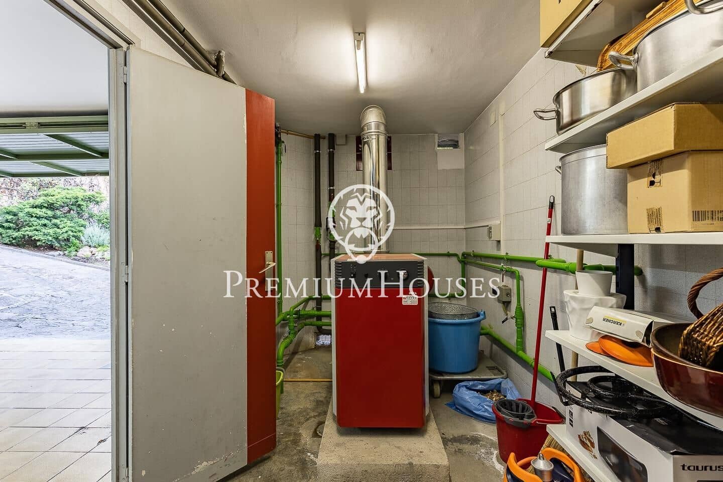 6 soverom Villa til salgs i Badalona med svømmebasseng garasje - € 1 600 000 (Ref: 9205101)