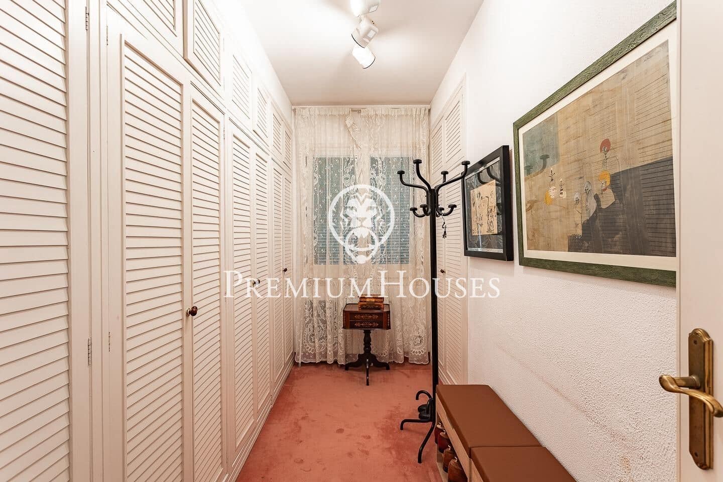 6 soverom Villa til salgs i Badalona med svømmebasseng garasje - € 1 600 000 (Ref: 9205101)