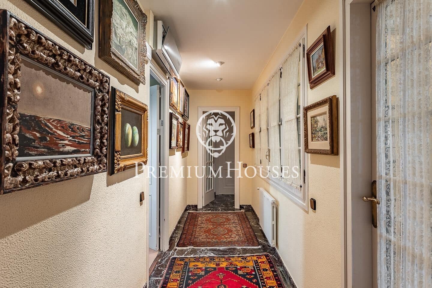 6 soverom Villa til salgs i Badalona med svømmebasseng garasje - € 1 600 000 (Ref: 9205101)