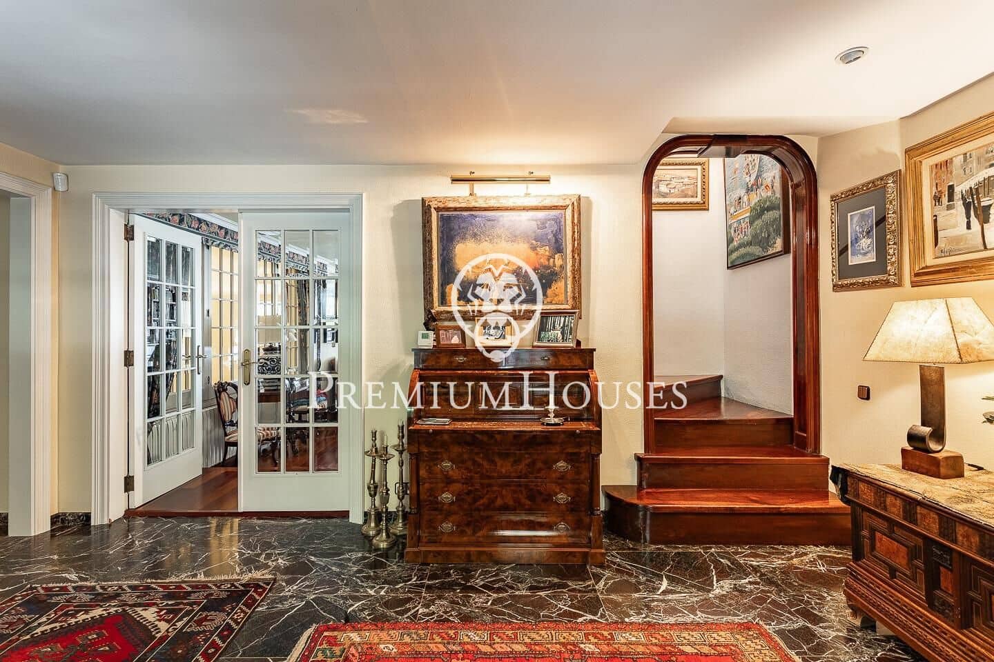 6 soverom Villa til salgs i Badalona med svømmebasseng garasje - € 1 600 000 (Ref: 9205101)