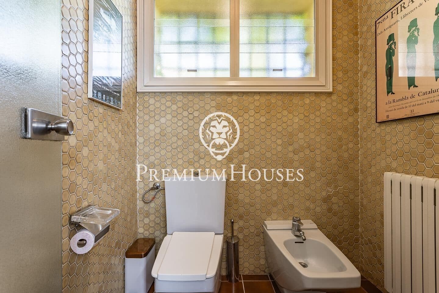 6 soverom Villa til salgs i Badalona med svømmebasseng garasje - € 1 600 000 (Ref: 9205101)