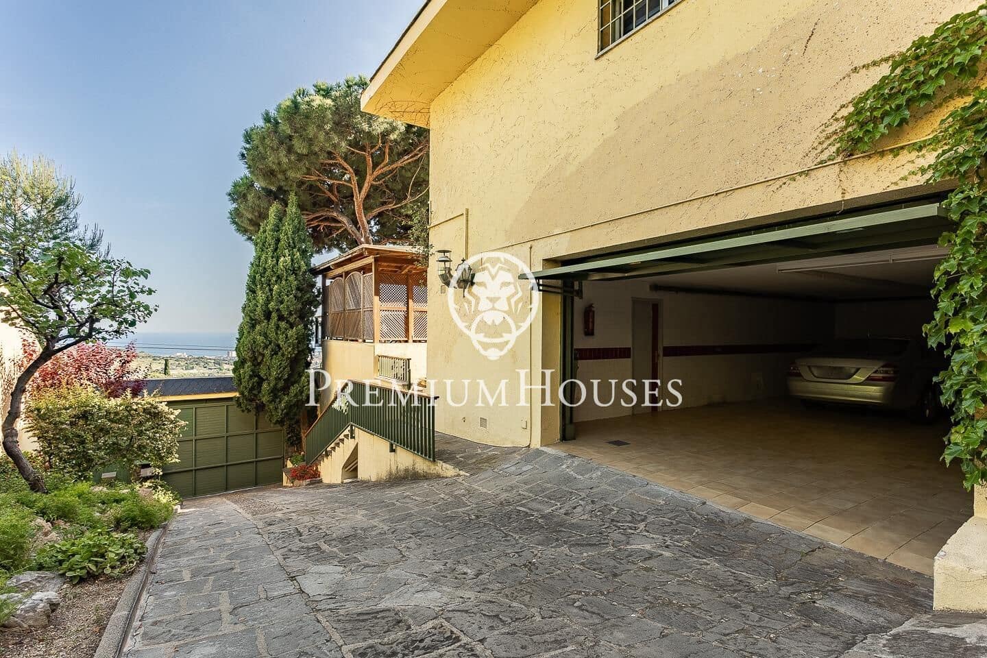 6 soverom Villa til salgs i Badalona med svømmebasseng garasje - € 1 600 000 (Ref: 9205101)