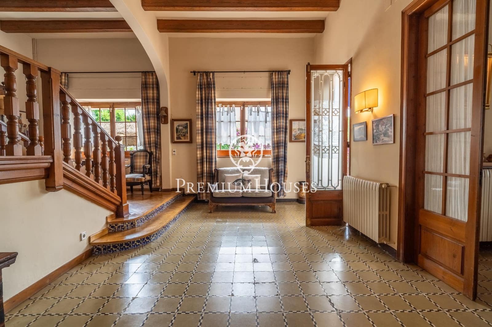 8 soveværelse Villa til salg i Sant Andreu de Llavaneres med swimmingpool garage - € 1.250.000 (Ref: 9205102)