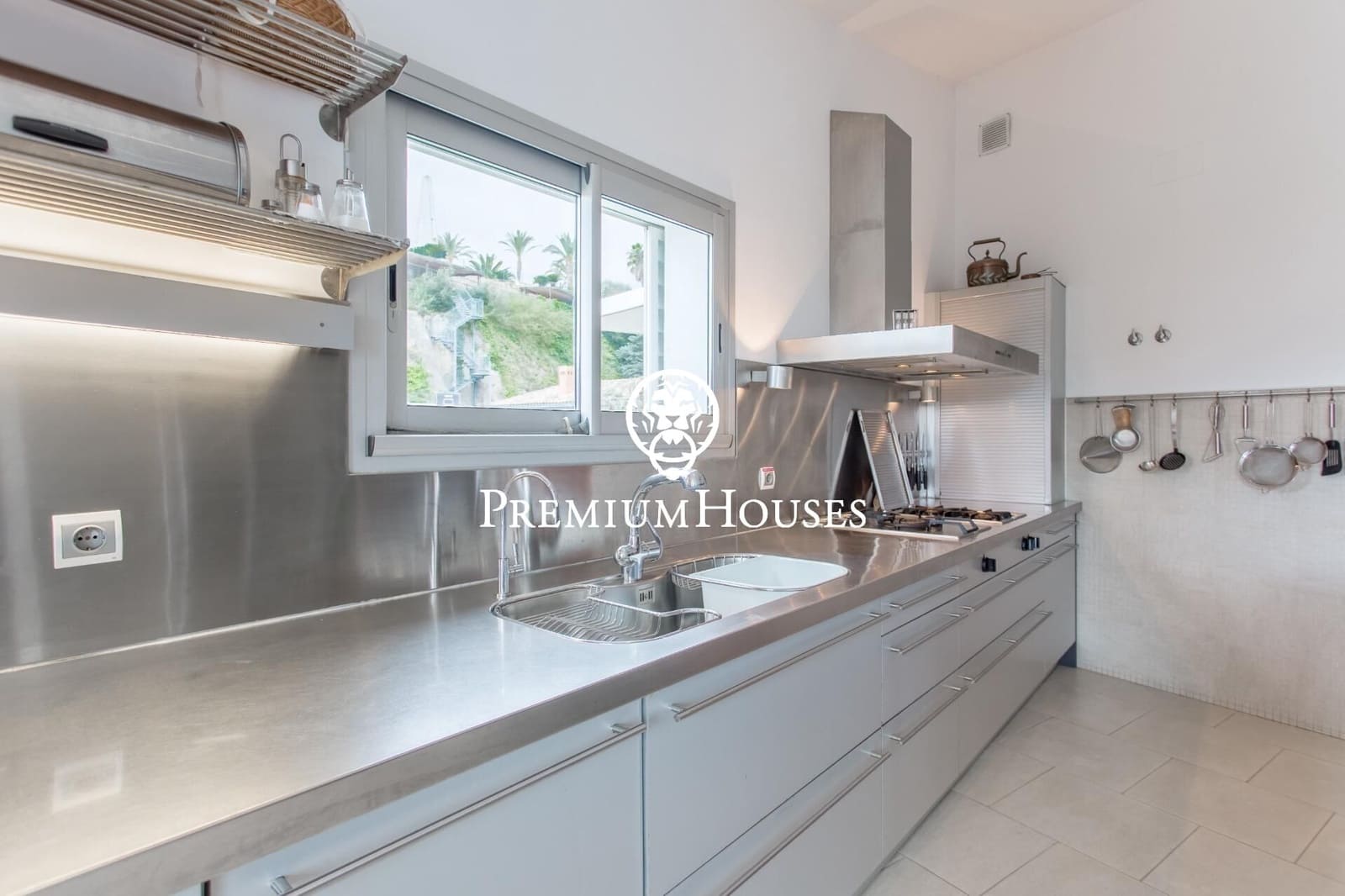 4 soverom Villa til salgs i Sant Andreu de Llavaneres med svømmebasseng garasje - € 1 540 000 (Ref: 9205108)