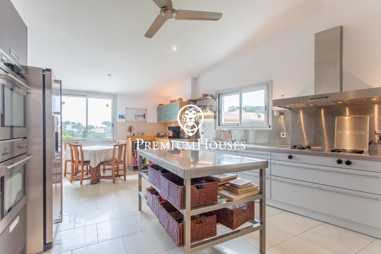 4 soverom Villa til salgs i Sant Andreu de Llavaneres med svømmebasseng garasje - € 1 540 000 (Ref: 9205108)