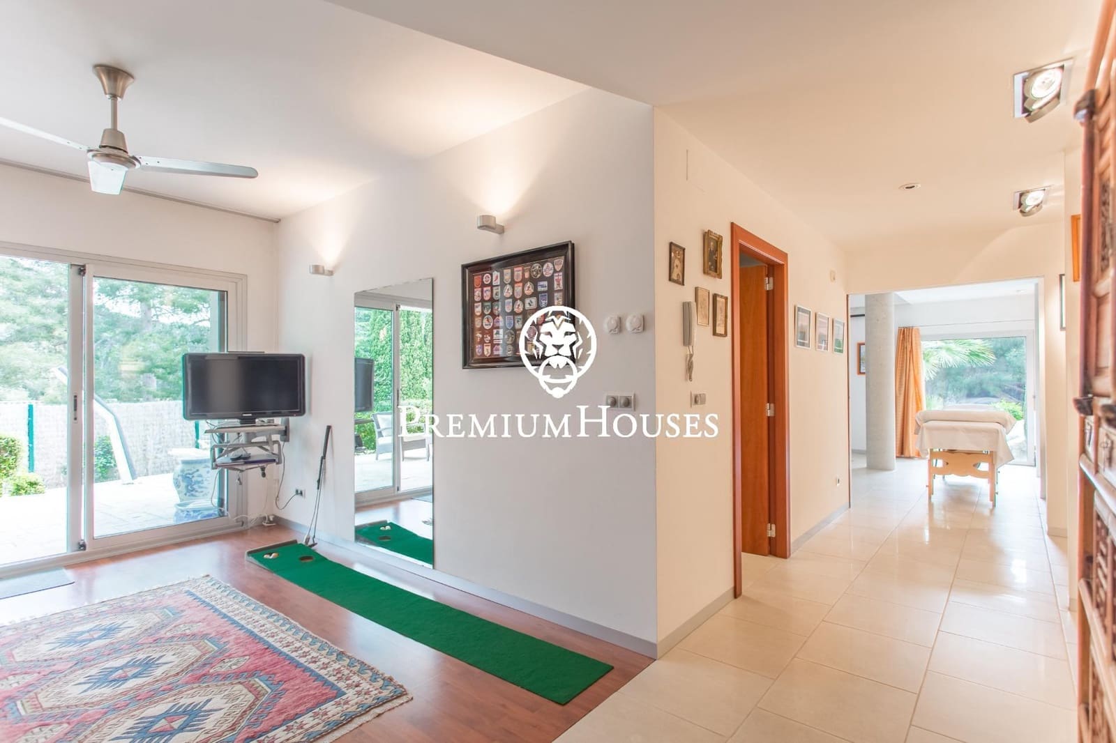 4 Zimmer Villa zu verkaufen in Sant Andreu de Llavaneres mit Pool Garage - 1.350.000 € (Ref: 9205108)