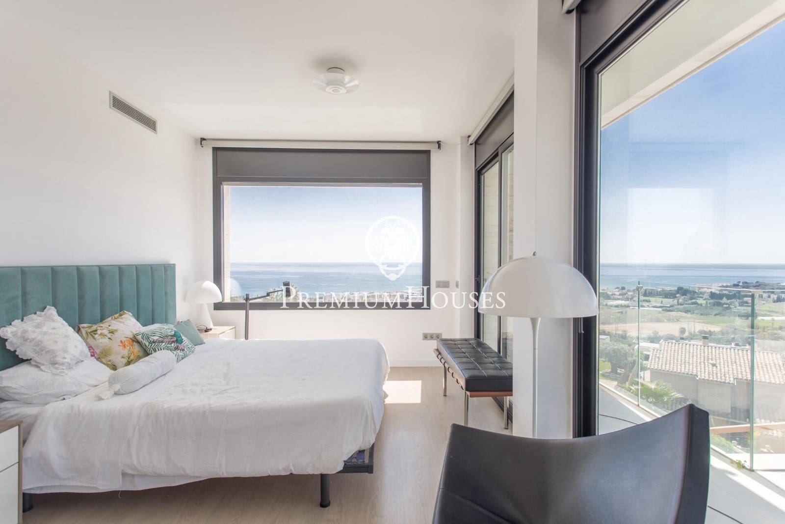 5 soverom Villa til salgs i Sant Vicenc de Montalt med svømmebasseng garasje - € 2 800 000 (Ref: 9205109)