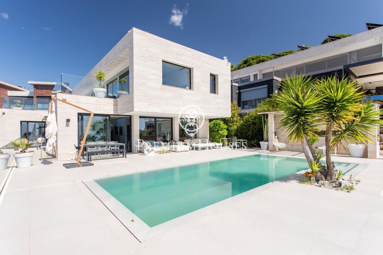 5 soverom Villa til salgs i Sant Vicenc de Montalt med svømmebasseng garasje - € 2 800 000 (Ref: 9205109)