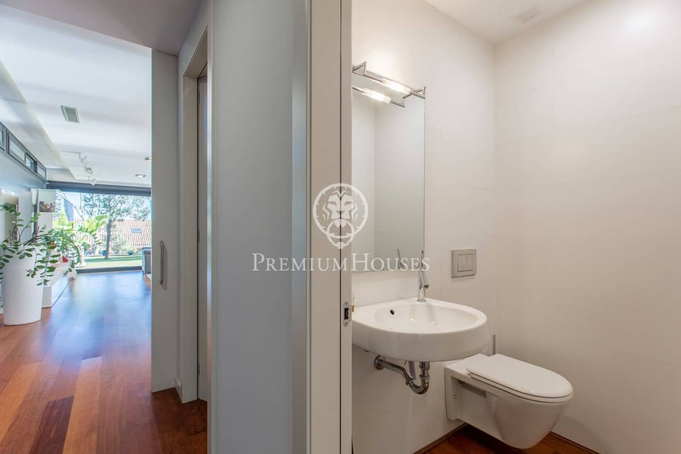 5 soverom Villa til salgs i Premia de Dalt med svømmebasseng garasje - € 1 600 000 (Ref: 9205111)