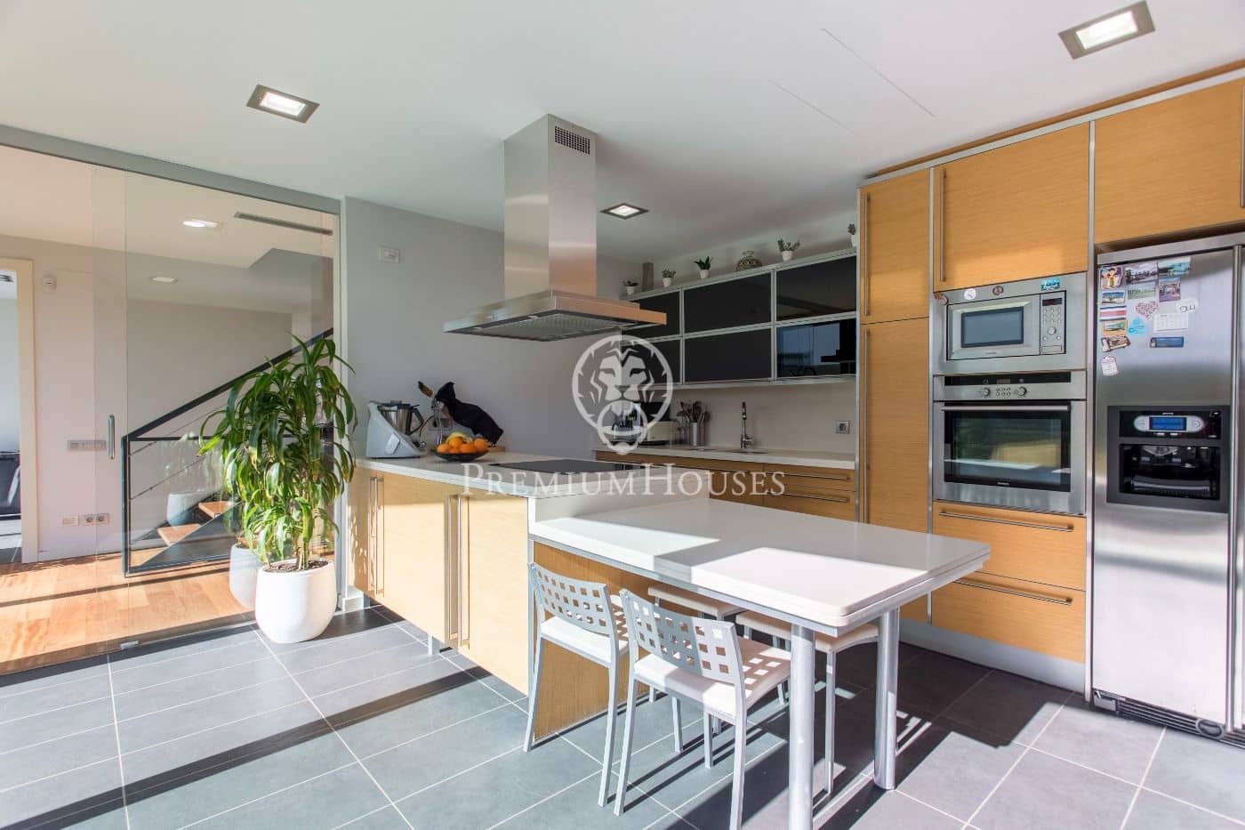 5 soverom Villa til salgs i Premia de Dalt med svømmebasseng garasje - € 1 600 000 (Ref: 9205111)