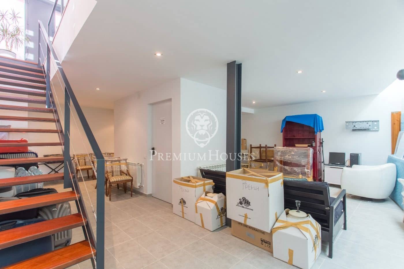 5 soverom Villa til salgs i Premia de Dalt med svømmebasseng garasje - € 1 600 000 (Ref: 9205111)