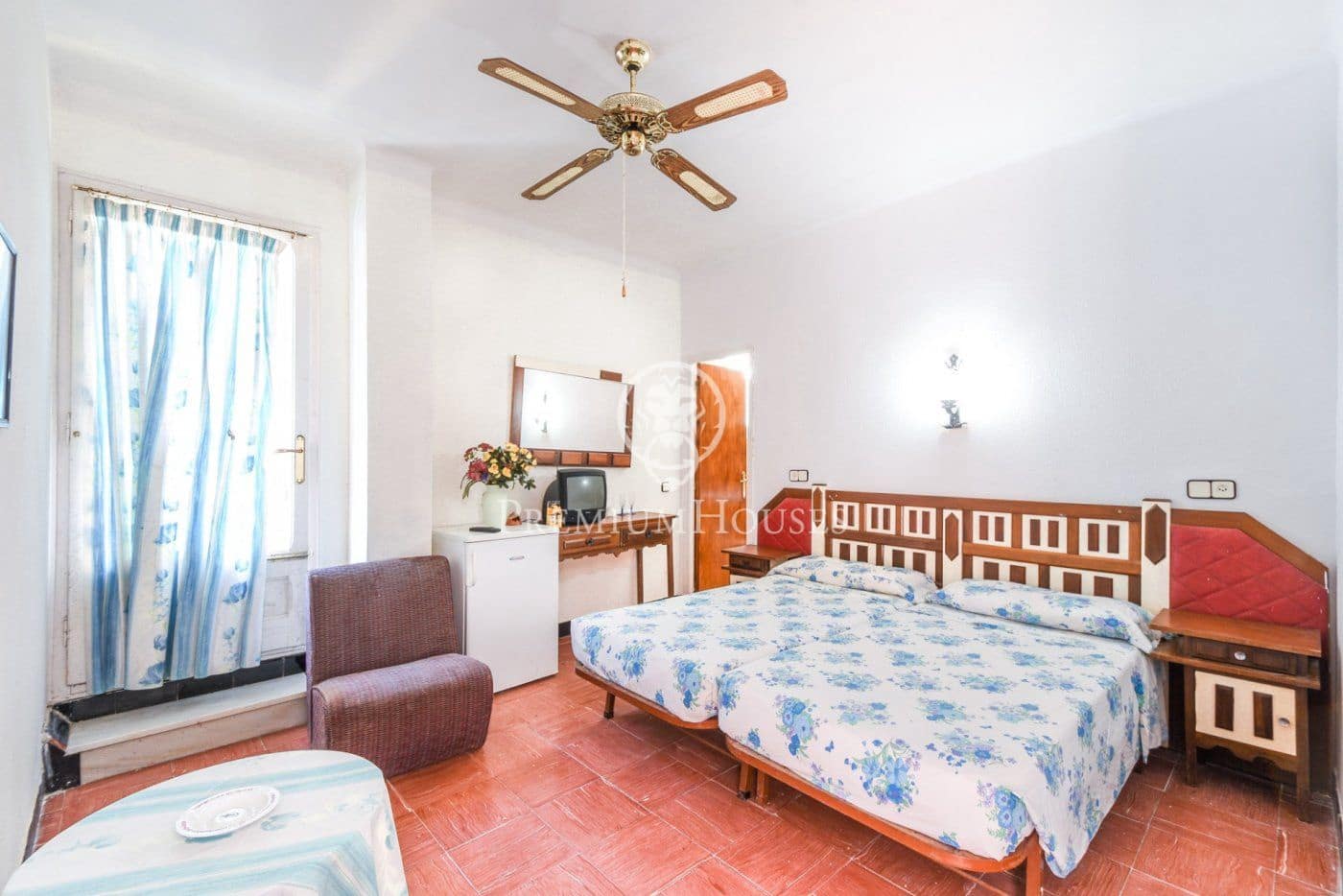 16 bedroom Hotel for sale in Calella with garage - € 890,000 (Ref: 9205112)