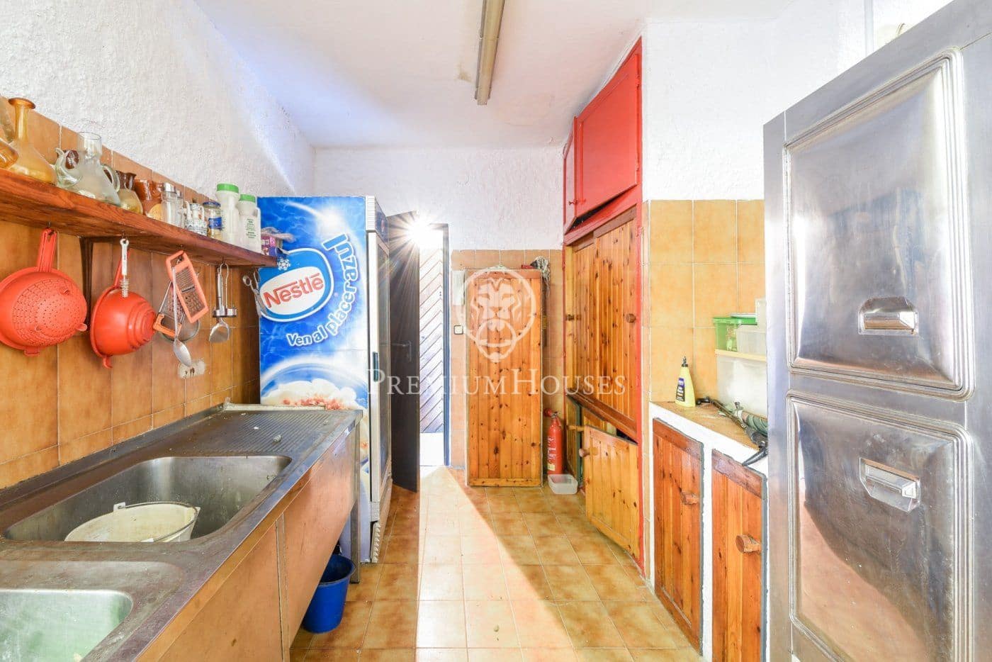 16 bedroom Hotel for sale in Calella with garage - € 890,000 (Ref: 9205112)