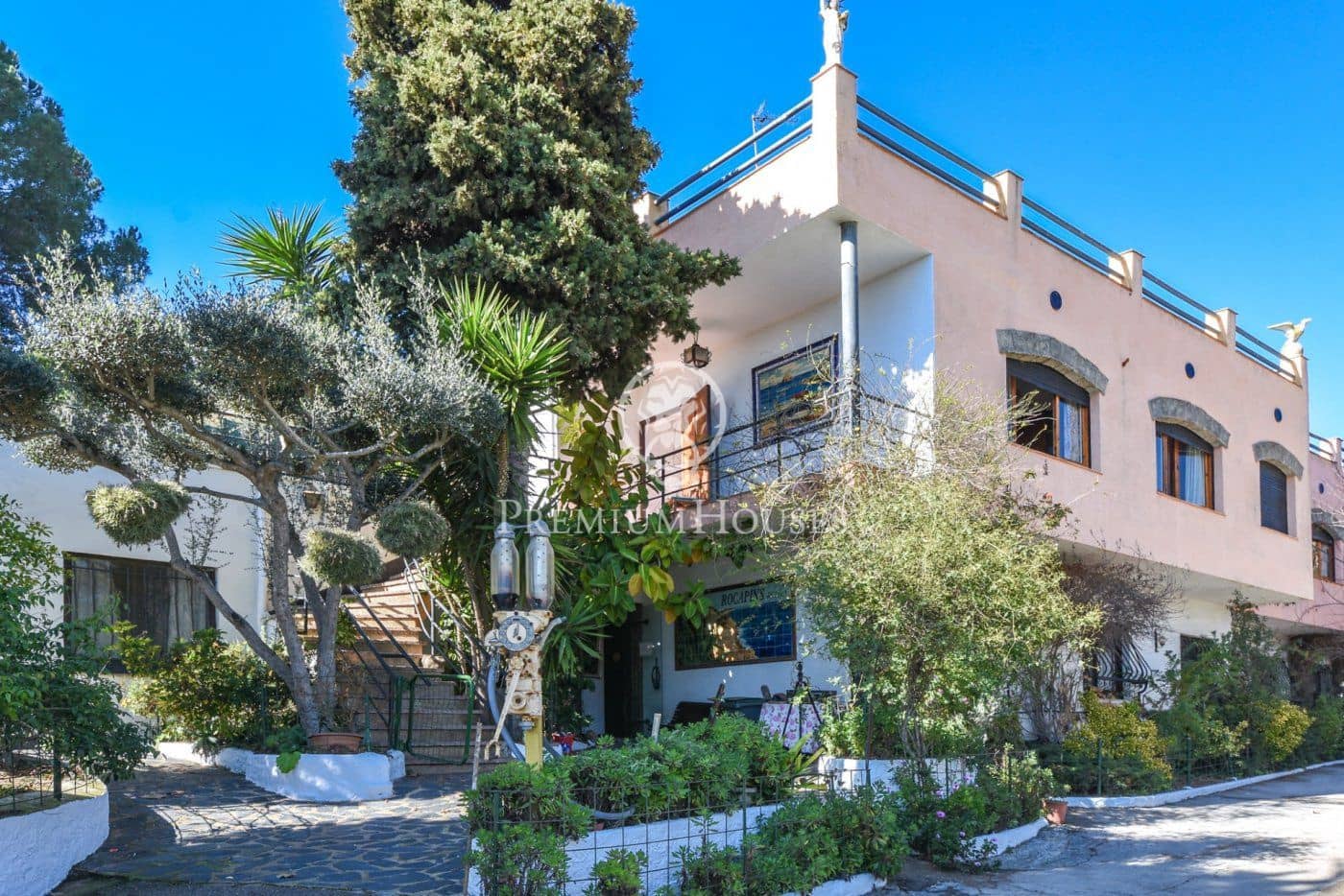 16 bedroom Hotel for sale in Calella with garage - € 890,000 (Ref: 9205112)