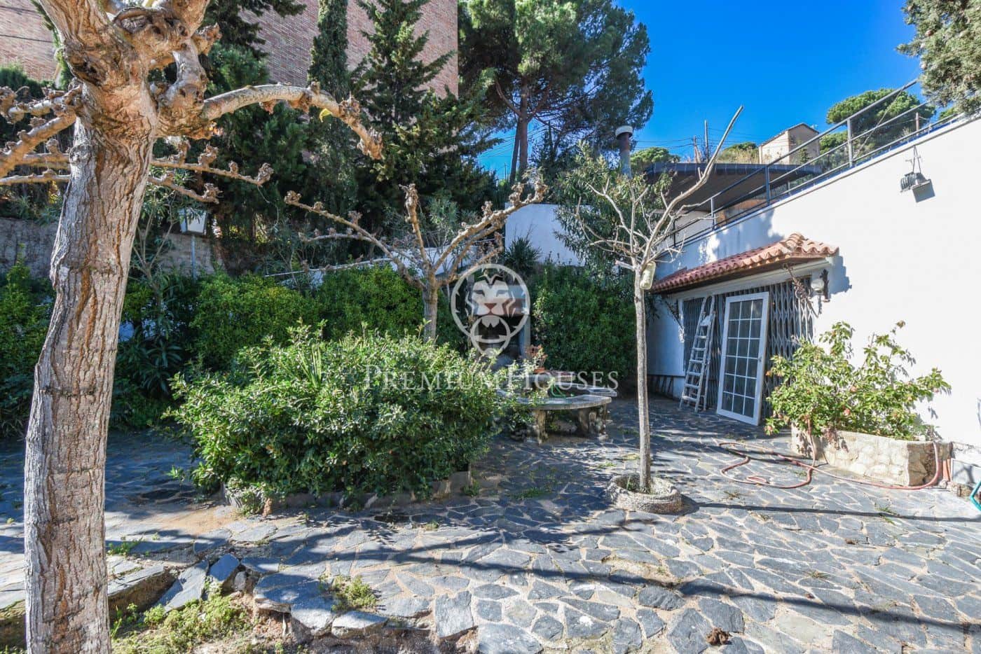 16 bedroom Hotel for sale in Calella with garage - € 890,000 (Ref: 9205112)