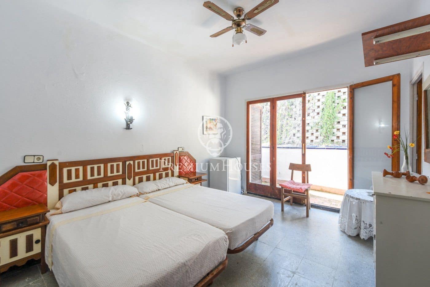 16 bedroom Hotel for sale in Calella with garage - € 890,000 (Ref: 9205112)