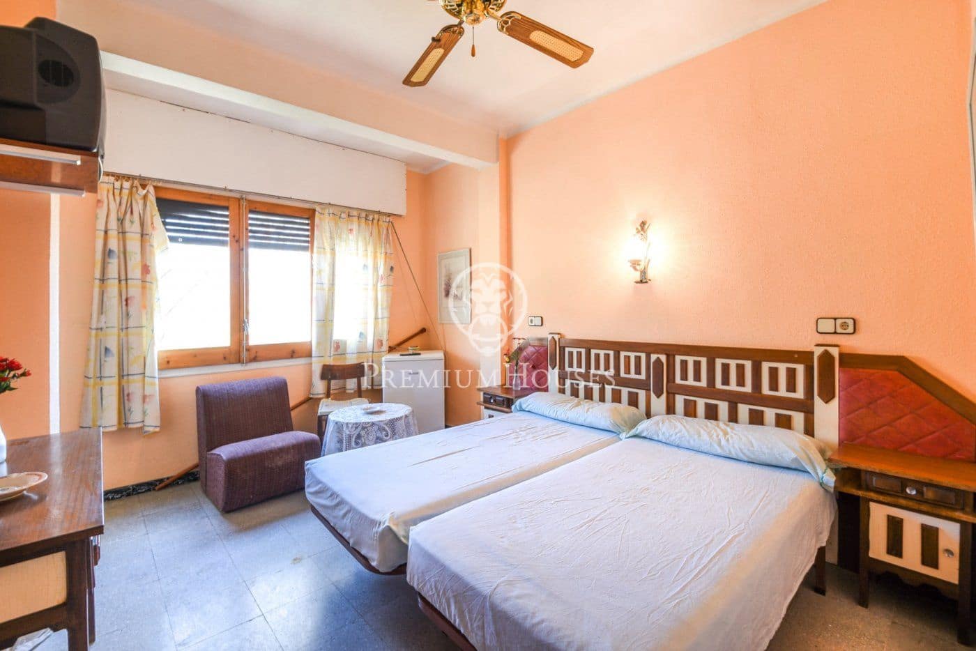 16 bedroom Hotel for sale in Calella with garage - € 890,000 (Ref: 9205112)