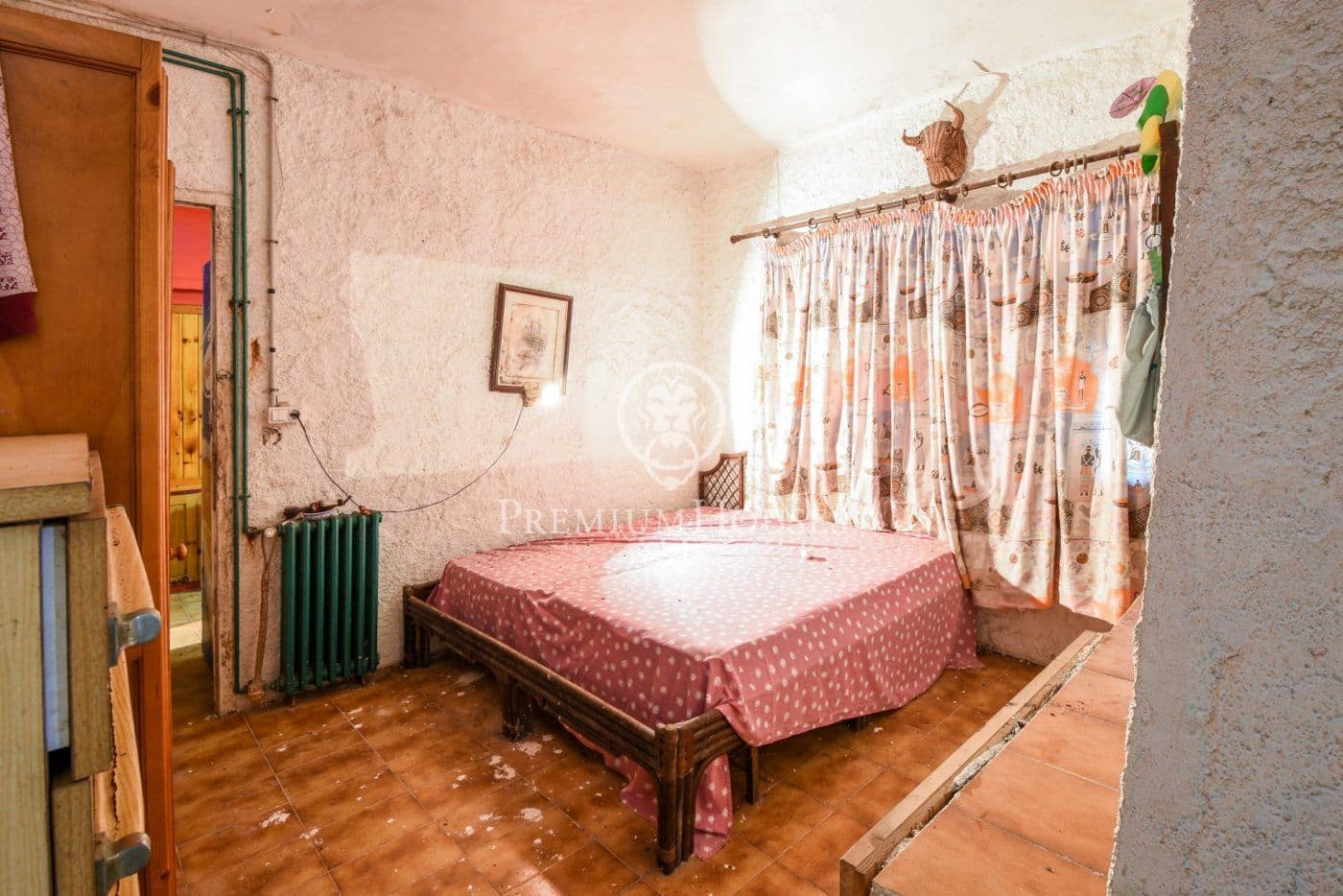 16 bedroom Hotel for sale in Calella with garage - € 890,000 (Ref: 9205112)