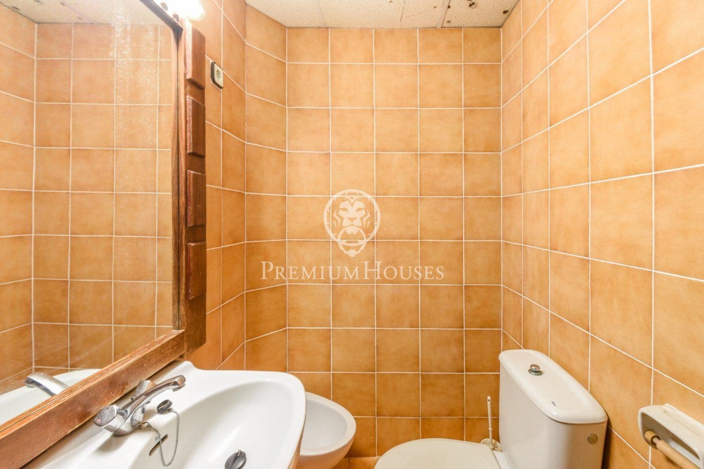 16 bedroom Hotel for sale in Calella with garage - € 890,000 (Ref: 9205112)