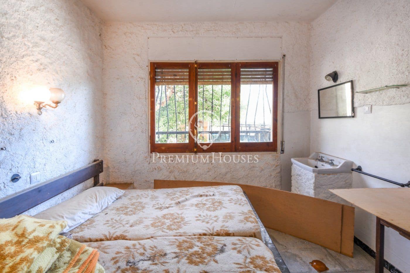 16 bedroom Hotel for sale in Calella with garage - € 890,000 (Ref: 9205112)