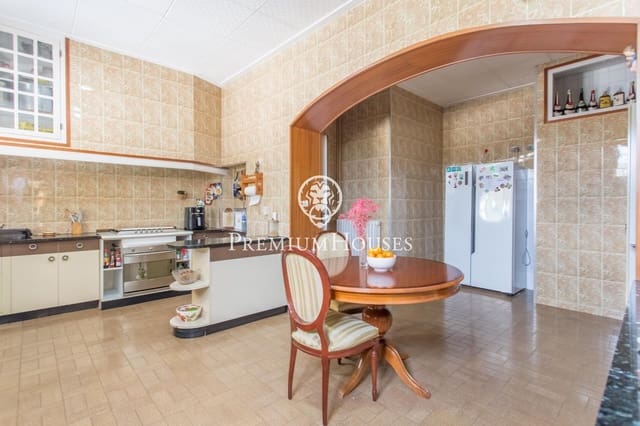 8 chambre Finca/Maison de Campagne à vendre à Arenys de Mar avec garage - 1 190 000 € (Ref: 9205113)