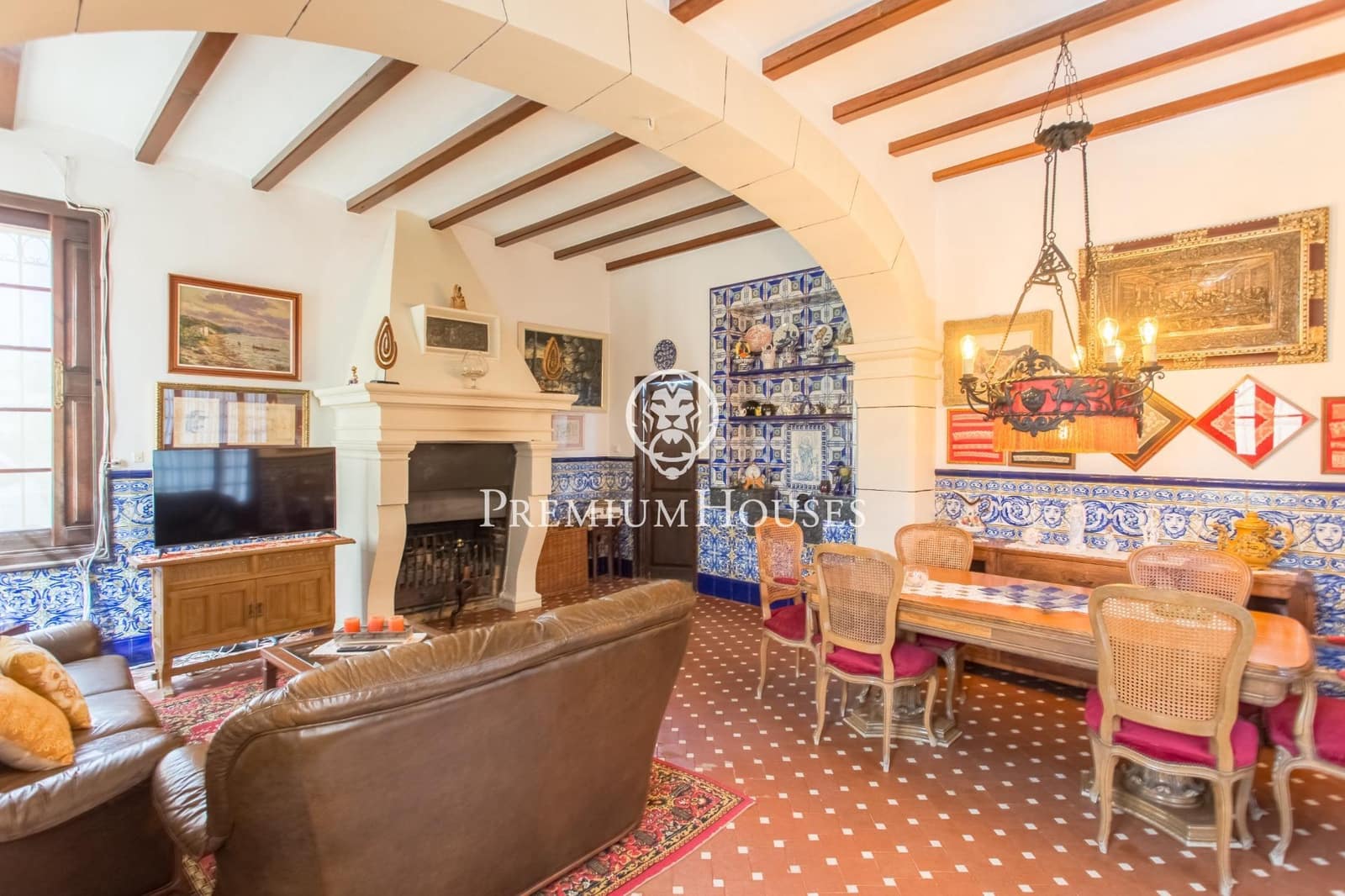 8 chambre Finca/Maison de Campagne à vendre à Arenys de Mar avec garage - 1 190 000 € (Ref: 9205113)