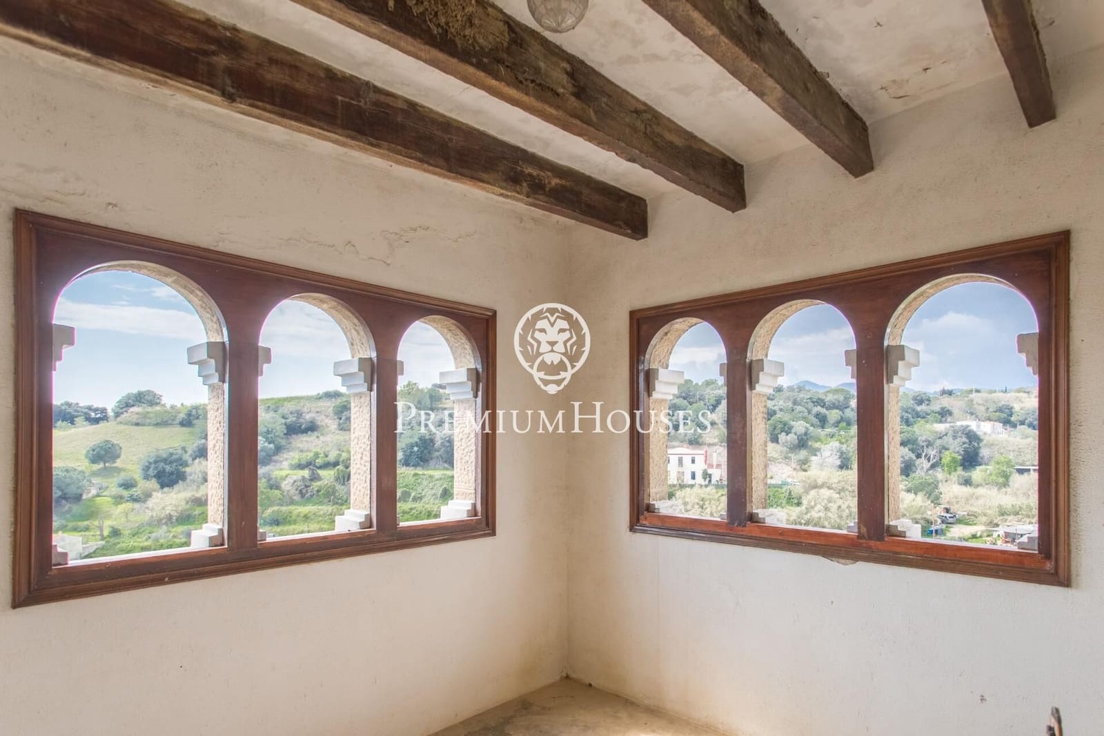 8 chambre Finca/Maison de Campagne à vendre à Arenys de Mar avec garage - 1 190 000 € (Ref: 9205113)