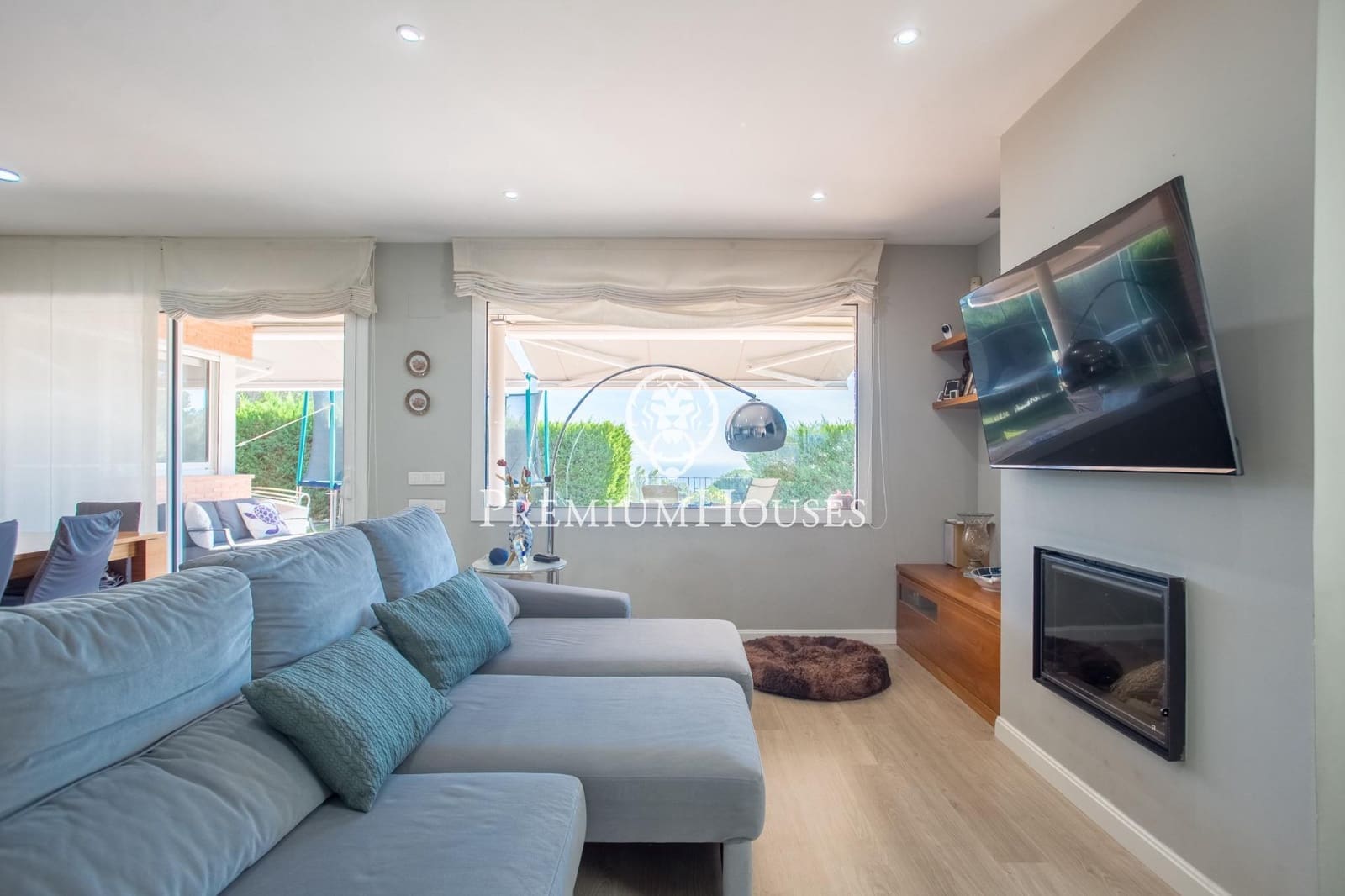 5 soveværelse Villa til salg i Sant Vicenc de Montalt med swimmingpool garage - € 1.195.000 (Ref: 9205114)