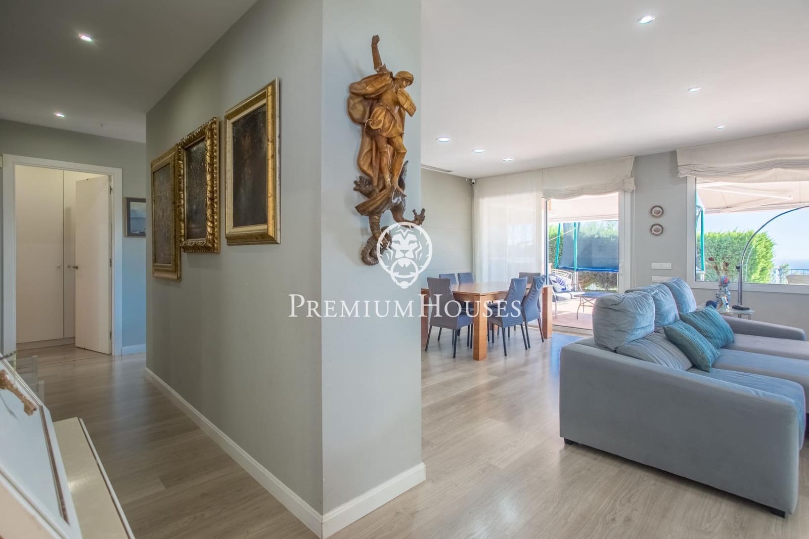 5 soveværelse Villa til salg i Sant Vicenc de Montalt med swimmingpool garage - € 1.195.000 (Ref: 9205114)