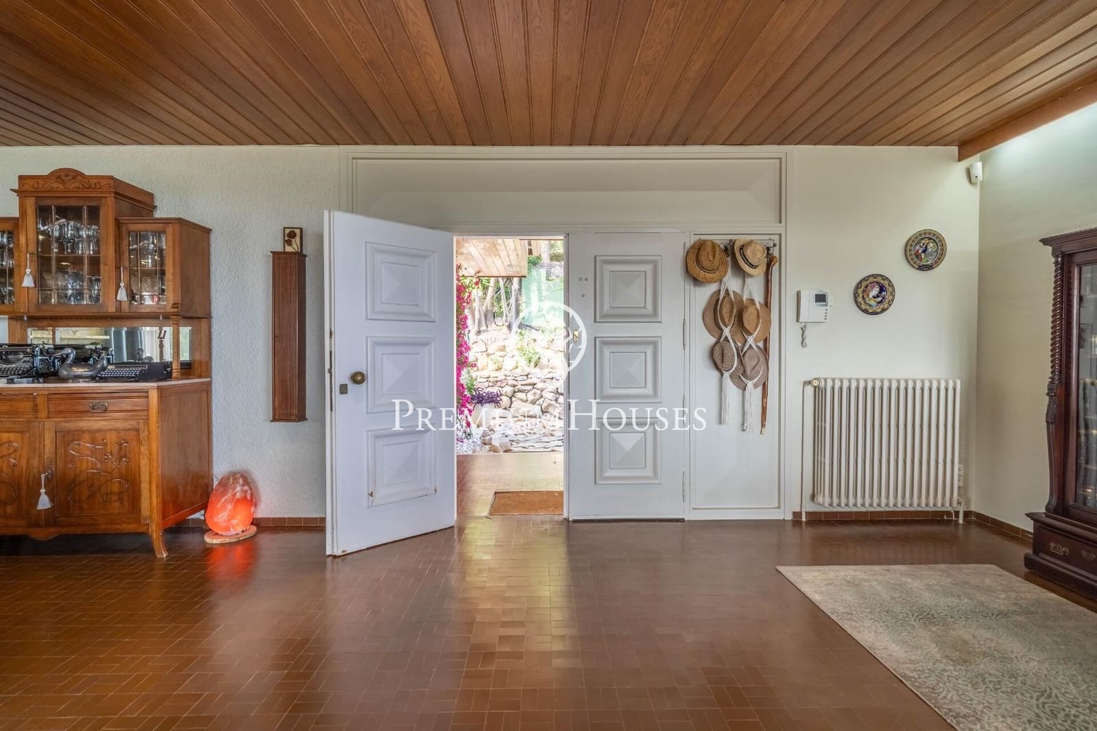 5 soveværelse Villa til salg i Sant Andreu de Llavaneres med swimmingpool garage - € 1.900.000 (Ref: 9205115)