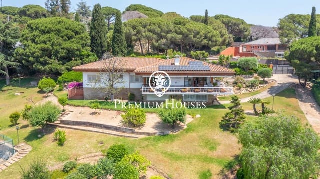 5 sypialnia Willa na sprzedaż w Sant Andreu de Llavaneres z basenem garażem - 1 900 000 € (Ref: 9205115)