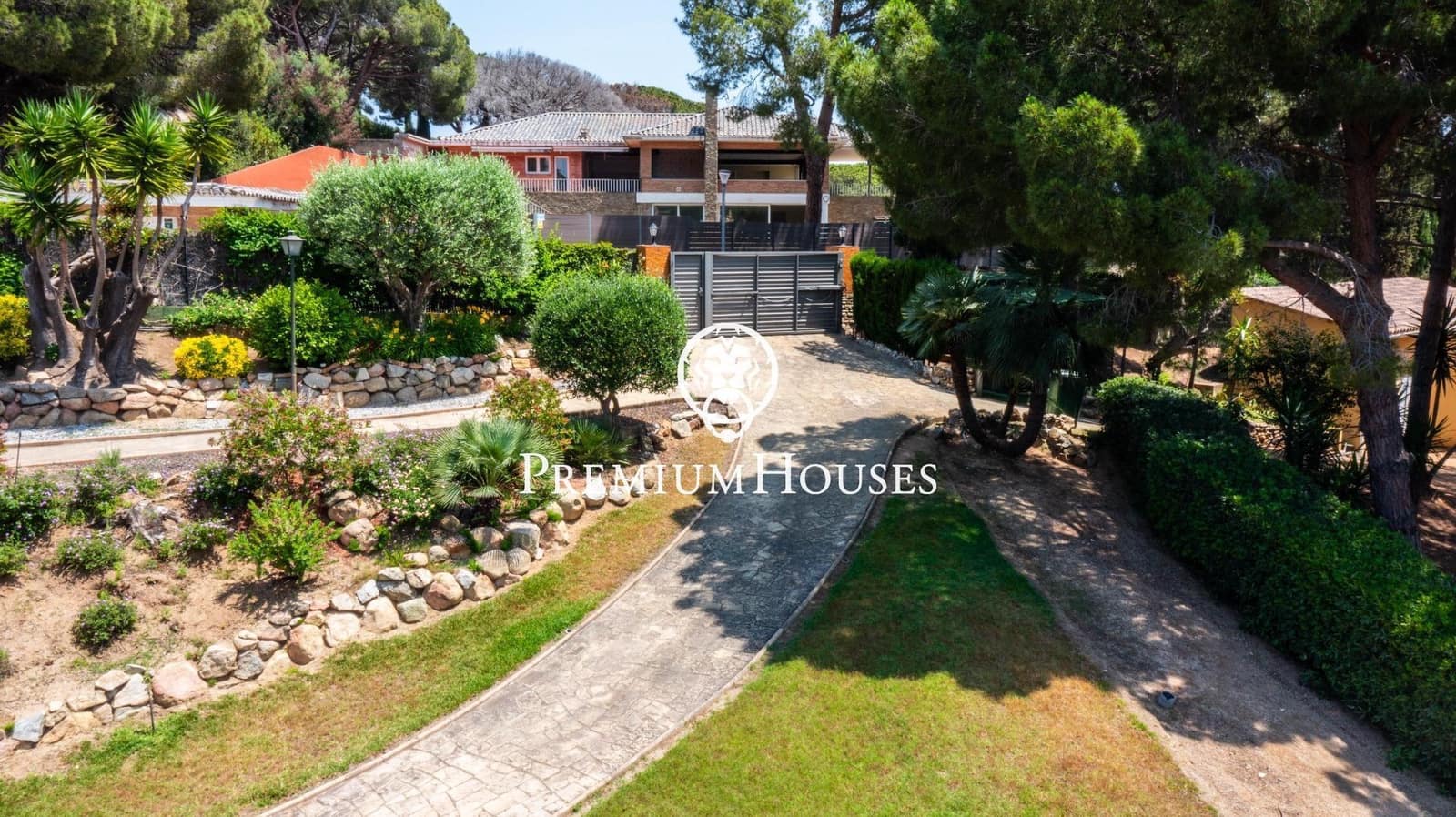 4 sypialnia Willa na sprzedaż w Sant Andreu de Llavaneres z basenem garażem - 2 600 000 € (Ref: 9205116)