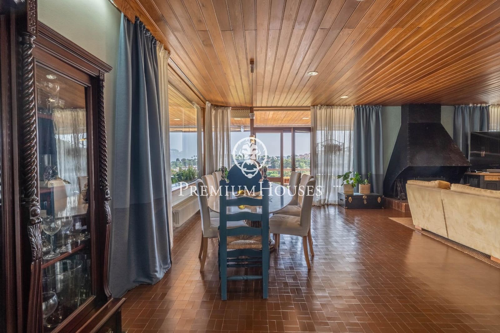 4 sypialnia Willa na sprzedaż w Sant Andreu de Llavaneres z basenem garażem - 2 600 000 € (Ref: 9205116)