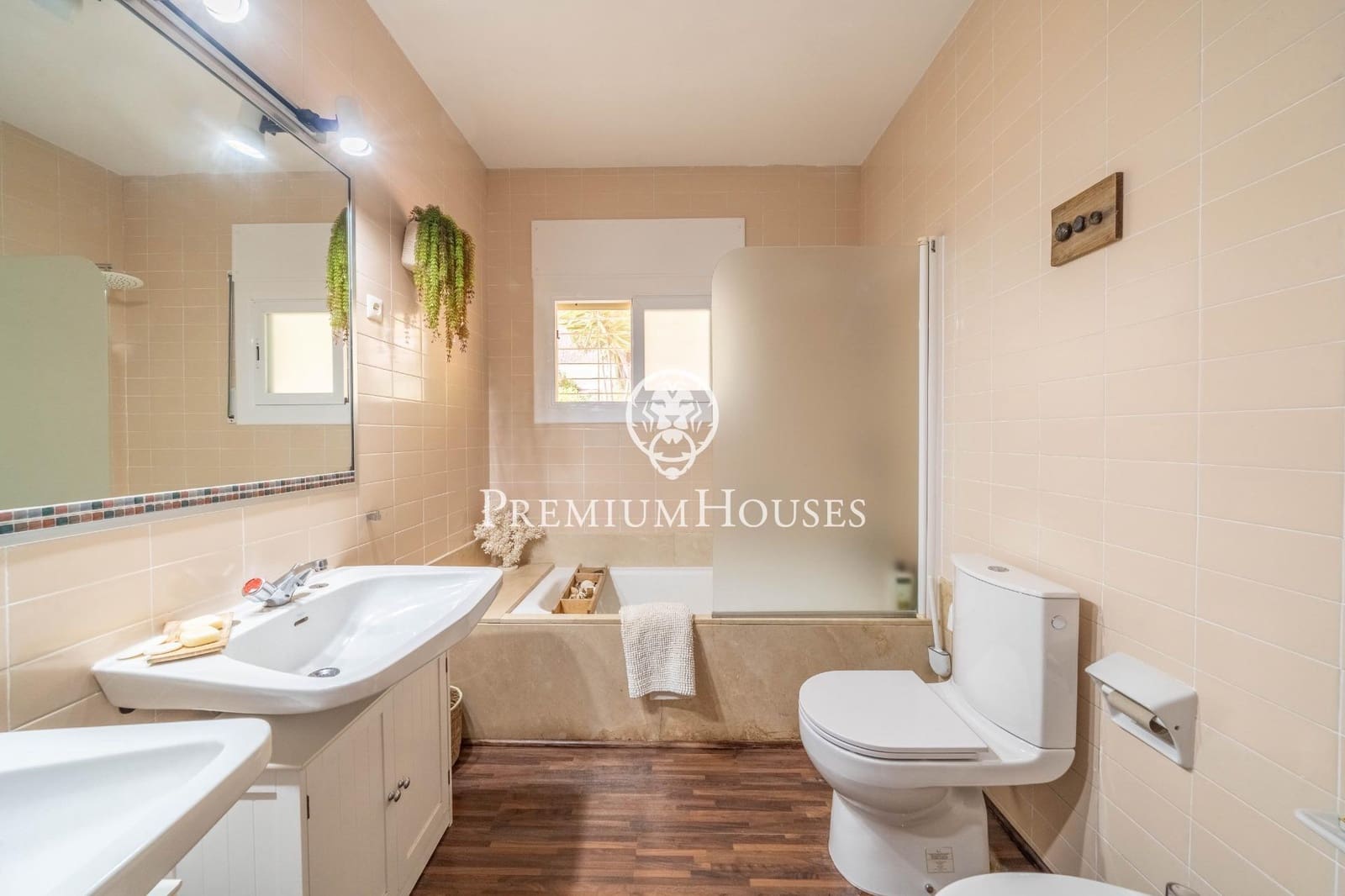 4 sypialnia Willa na sprzedaż w Sant Andreu de Llavaneres z basenem garażem - 2 600 000 € (Ref: 9205116)