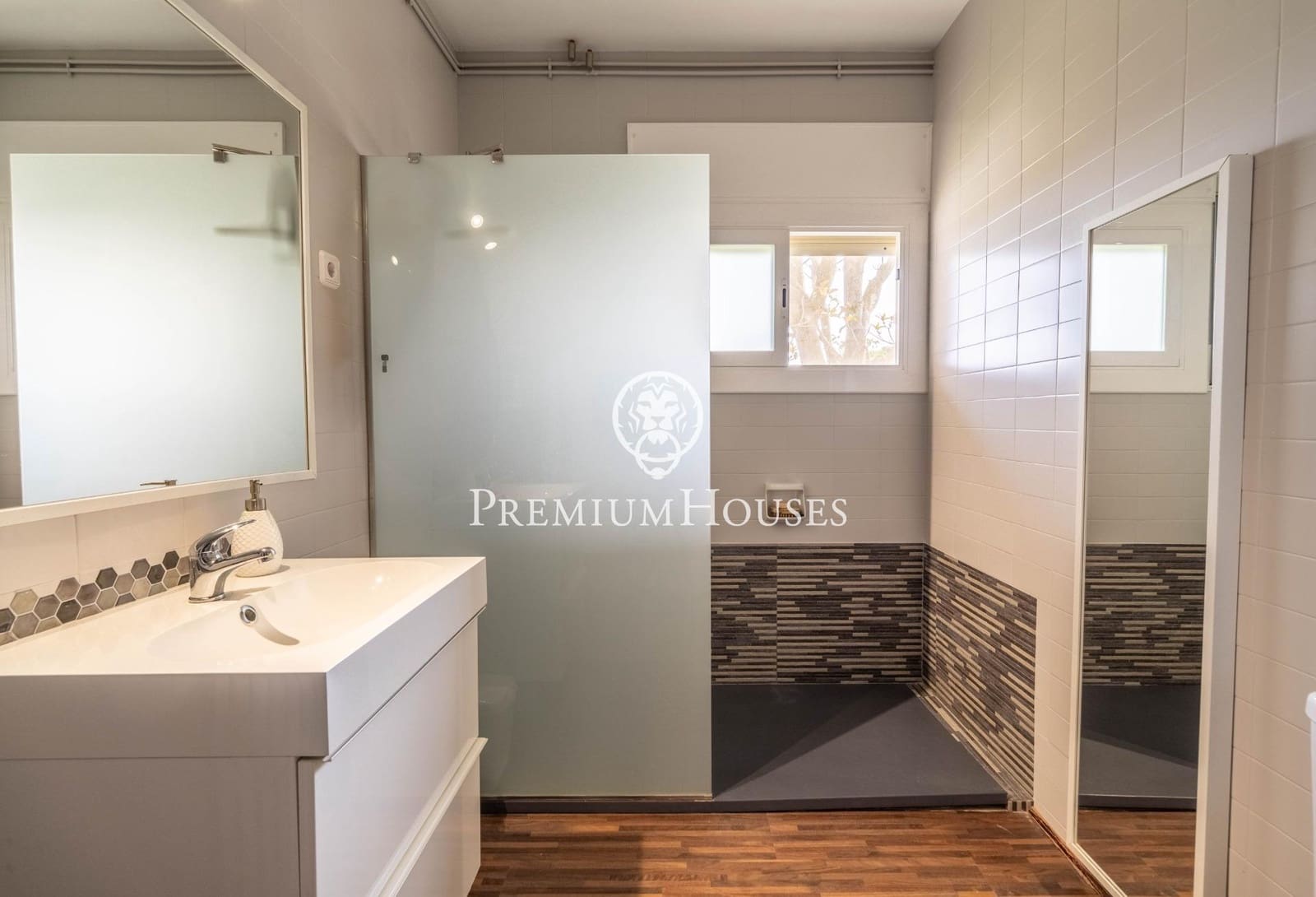 4 sypialnia Willa na sprzedaż w Sant Andreu de Llavaneres z basenem garażem - 2 600 000 € (Ref: 9205116)