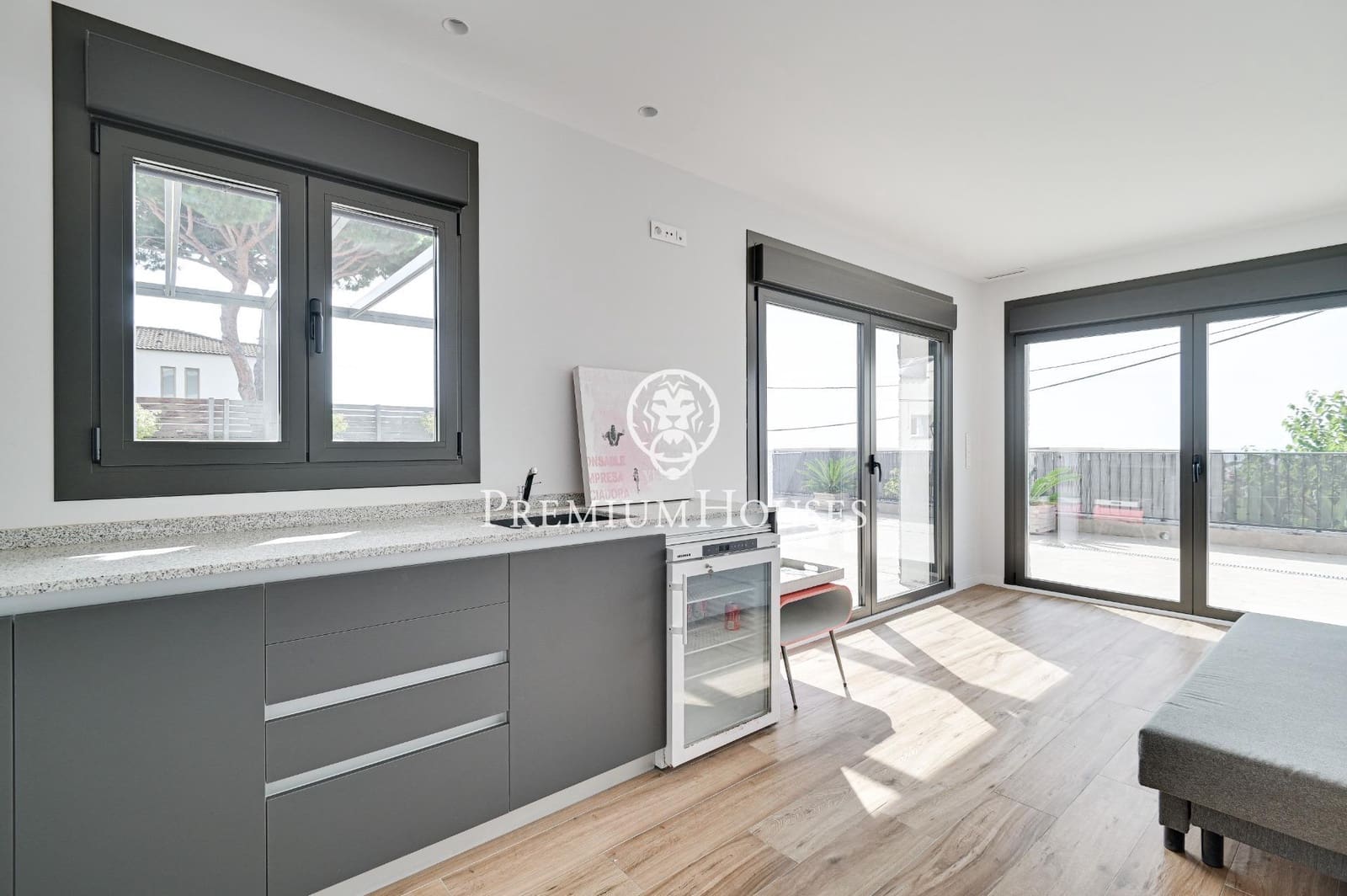 5 slaapkamer Villa te koop in Caldes d'Estrac met garage - € 1.190.000 (Ref: 9205119)