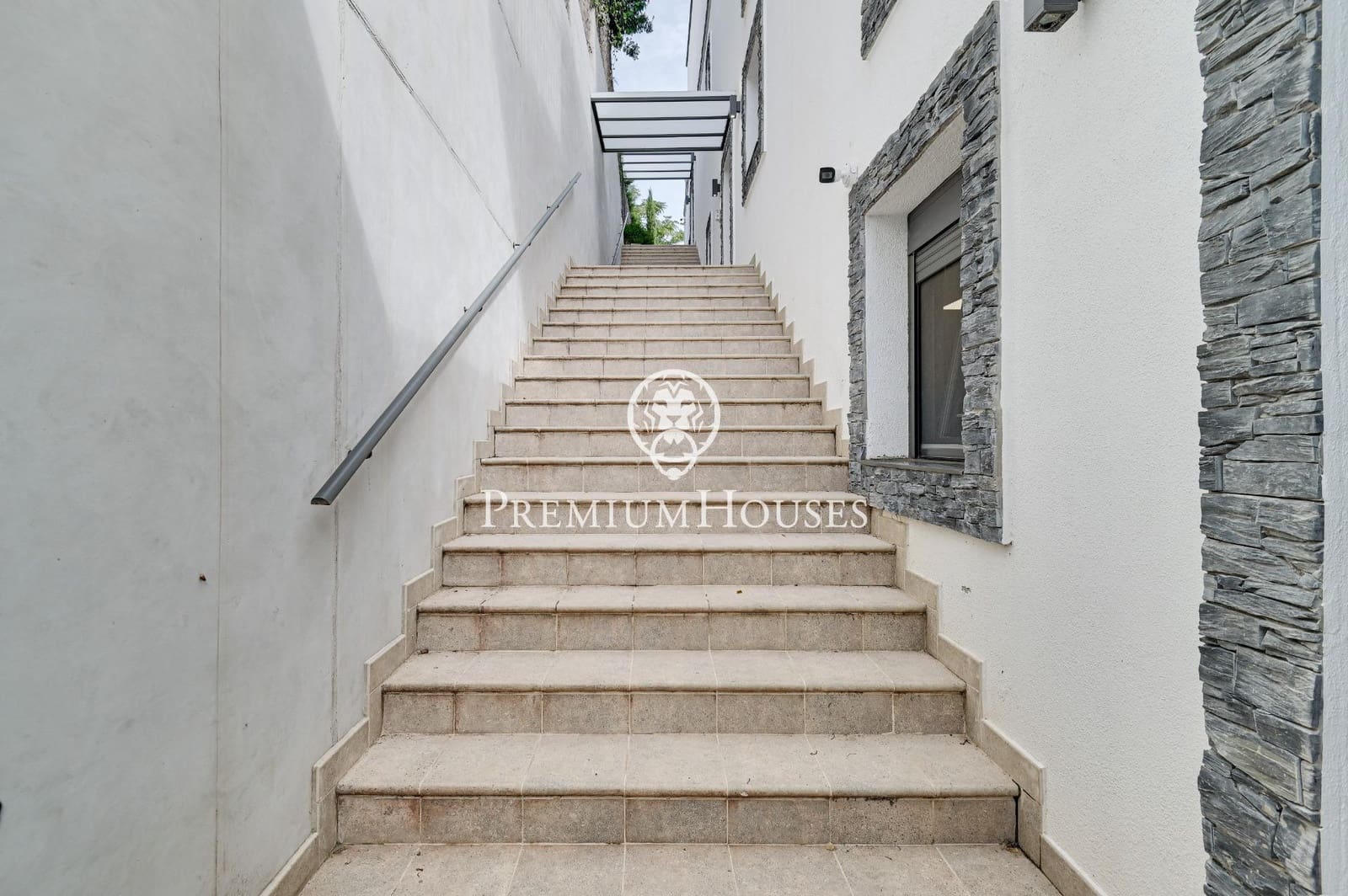 5 slaapkamer Villa te koop in Caldes d'Estrac met garage - € 1.190.000 (Ref: 9205119)