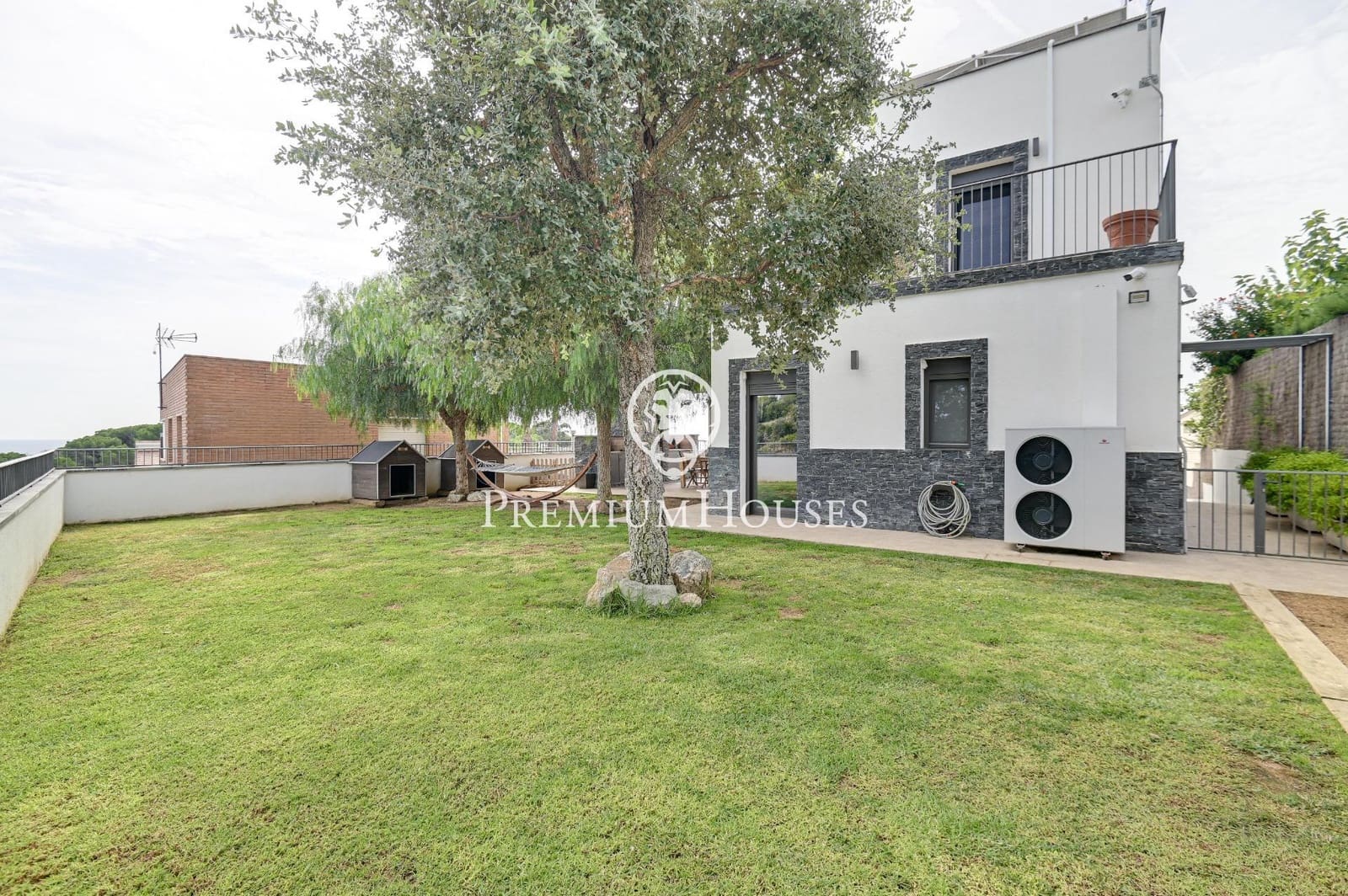 5 slaapkamer Villa te koop in Caldes d'Estrac met garage - € 1.190.000 (Ref: 9205119)