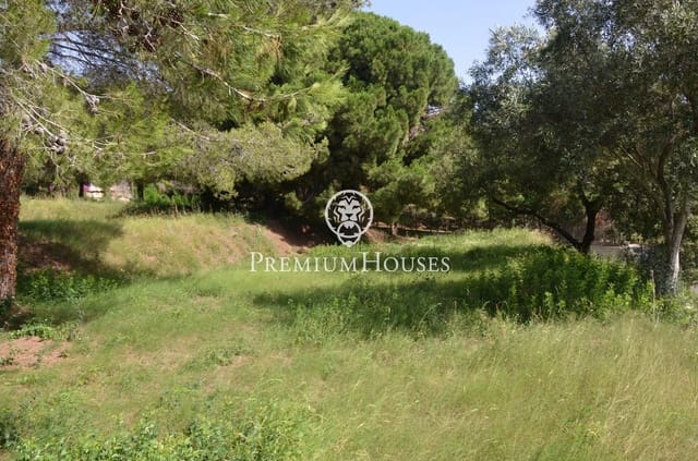 Building Plot for sale in Cabrera de Mar - € 525,000 (Ref: 9205122)