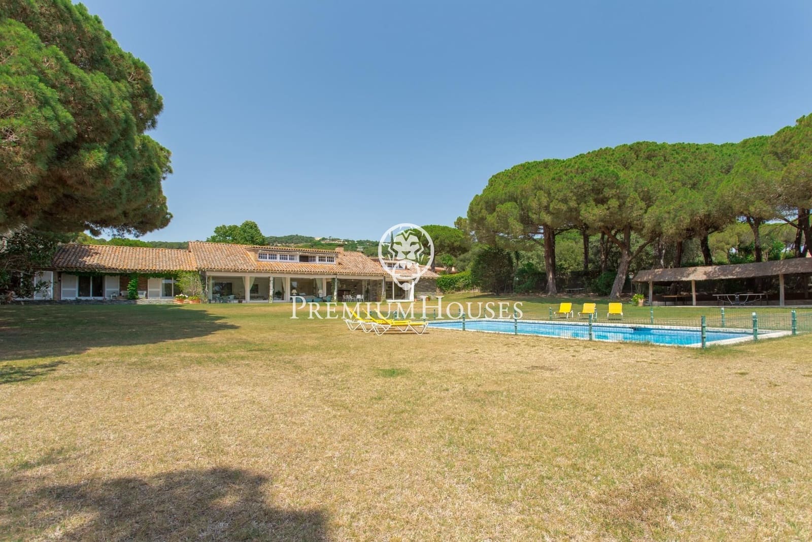 8 soverom Villa til salgs i Sant Andreu de Llavaneres med svømmebasseng garasje - € 2 950 000 (Ref: 9205127)