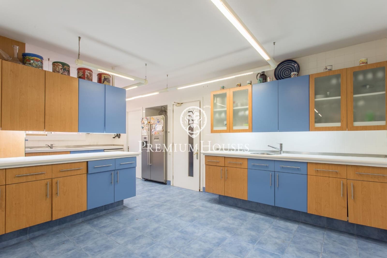 8 soverom Villa til salgs i Sant Andreu de Llavaneres med svømmebasseng garasje - € 2 950 000 (Ref: 9205127)