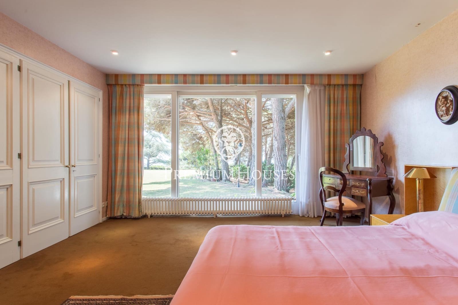 8 soverom Villa til salgs i Sant Andreu de Llavaneres med svømmebasseng garasje - € 2 950 000 (Ref: 9205127)