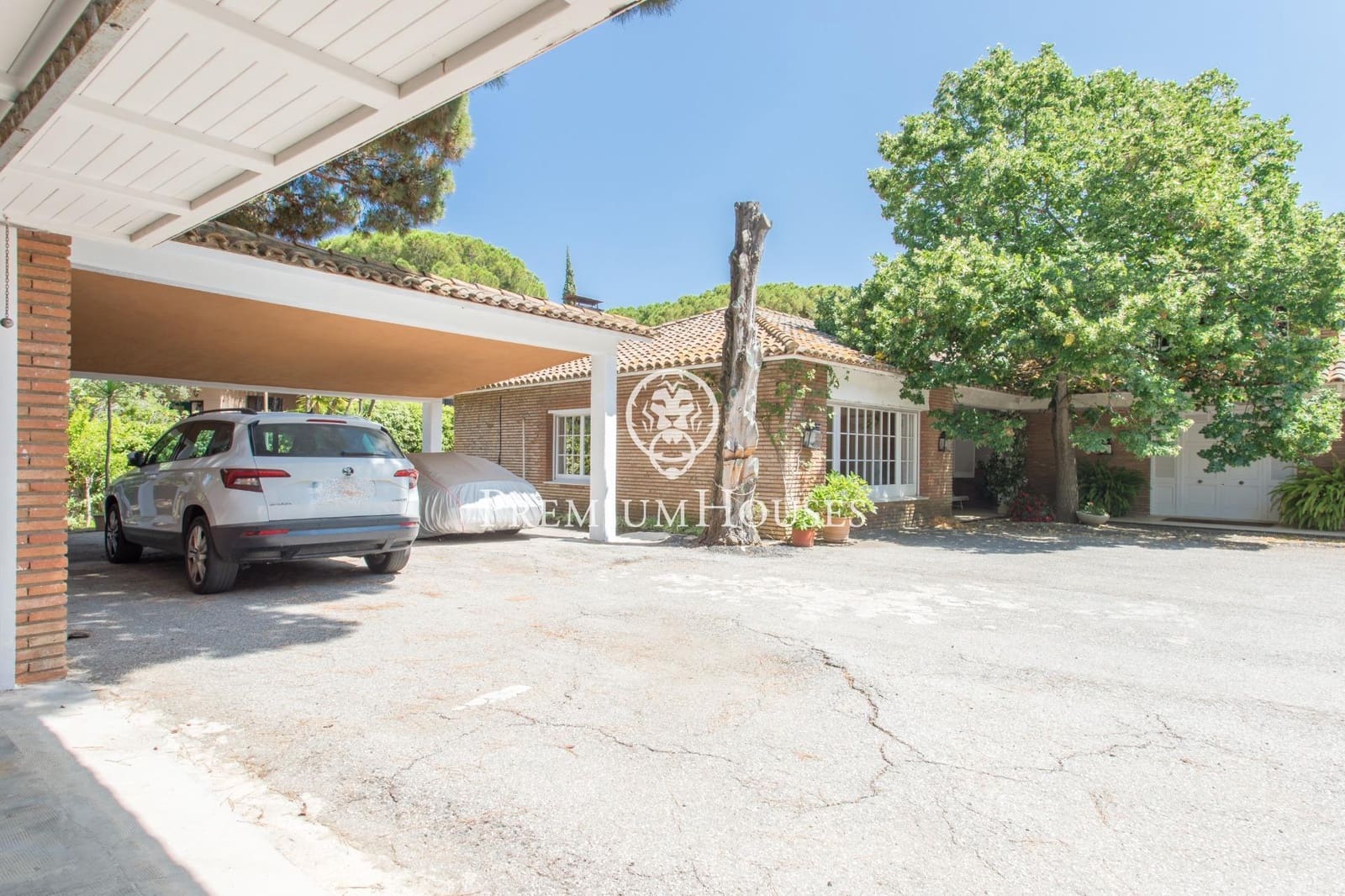 8 soverom Villa til salgs i Sant Andreu de Llavaneres med svømmebasseng garasje - € 2 950 000 (Ref: 9205127)