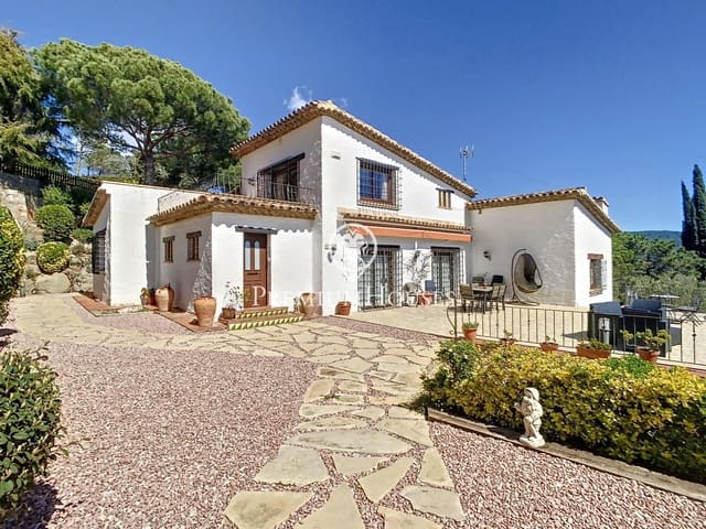 7 soveværelse Villa til salg i Argentona med swimmingpool garage - € 950.000 (Ref: 9205128)