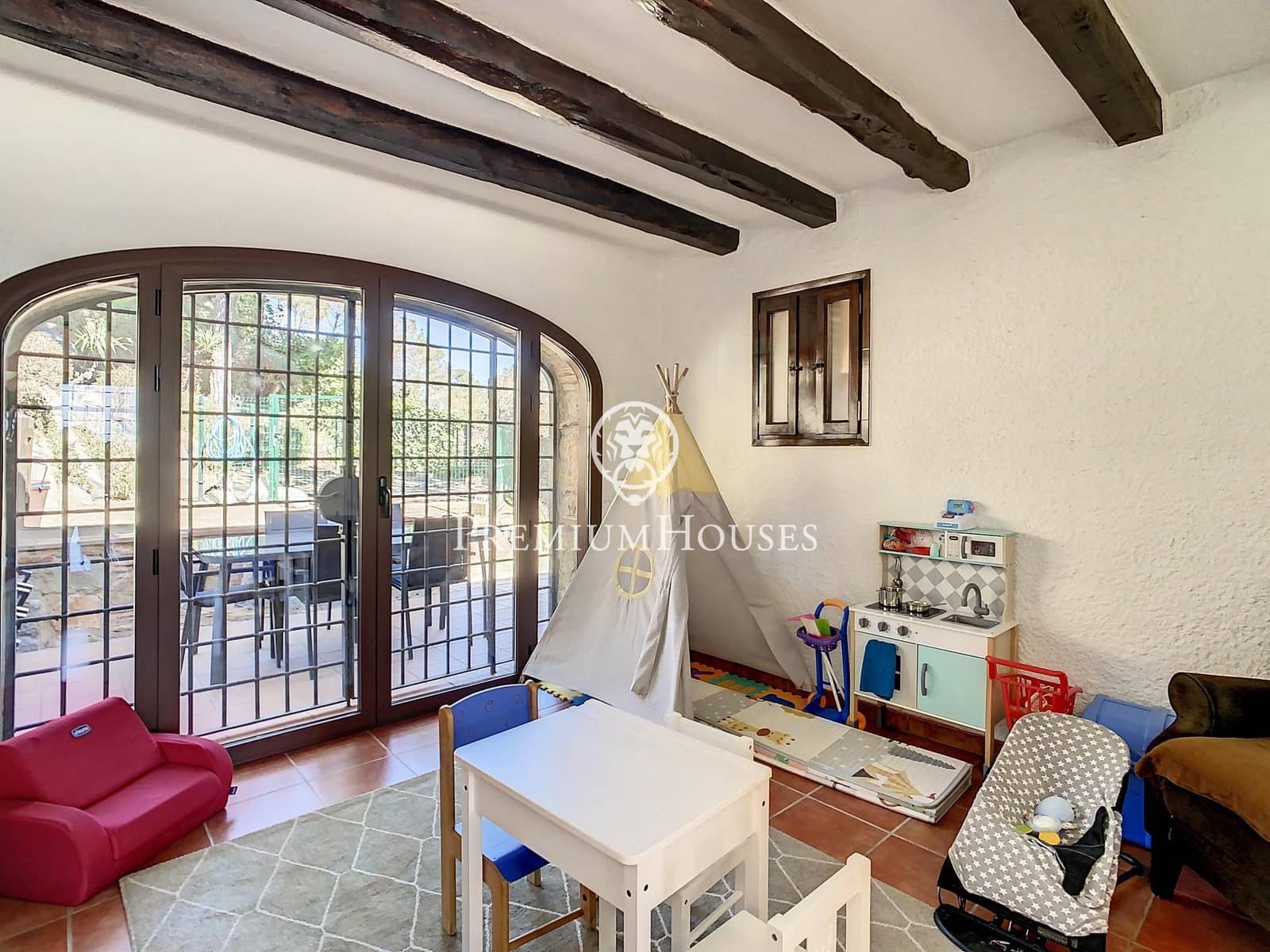 Chalet de 7 habitaciones en Argentona en venta con piscina garaje - 950.000 € (Ref: 9205128)