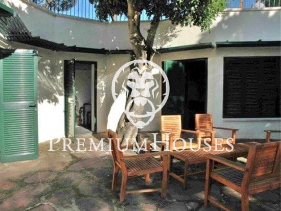 9 chambre Villa/Maison à vendre à Sant Andreu de Llavaneres avec piscine garage - 1 950 000 € (Ref: 9205129)