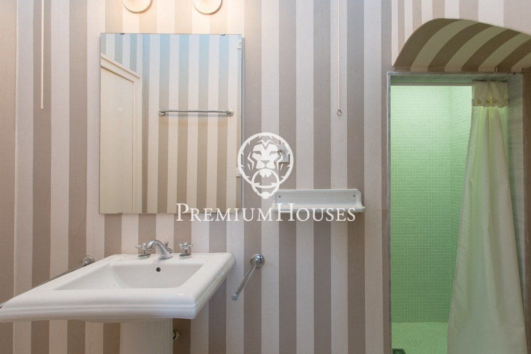 9 chambre Villa/Maison à vendre à Sant Andreu de Llavaneres avec piscine garage - 1 950 000 € (Ref: 9205129)