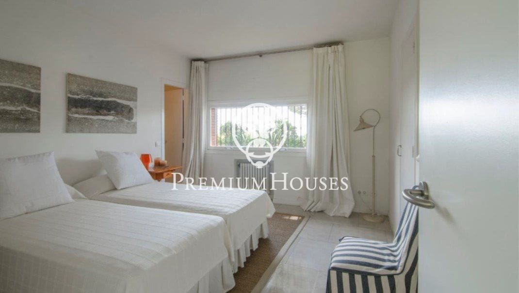 9 chambre Villa/Maison à vendre à Sant Andreu de Llavaneres avec piscine garage - 1 950 000 € (Ref: 9205129)